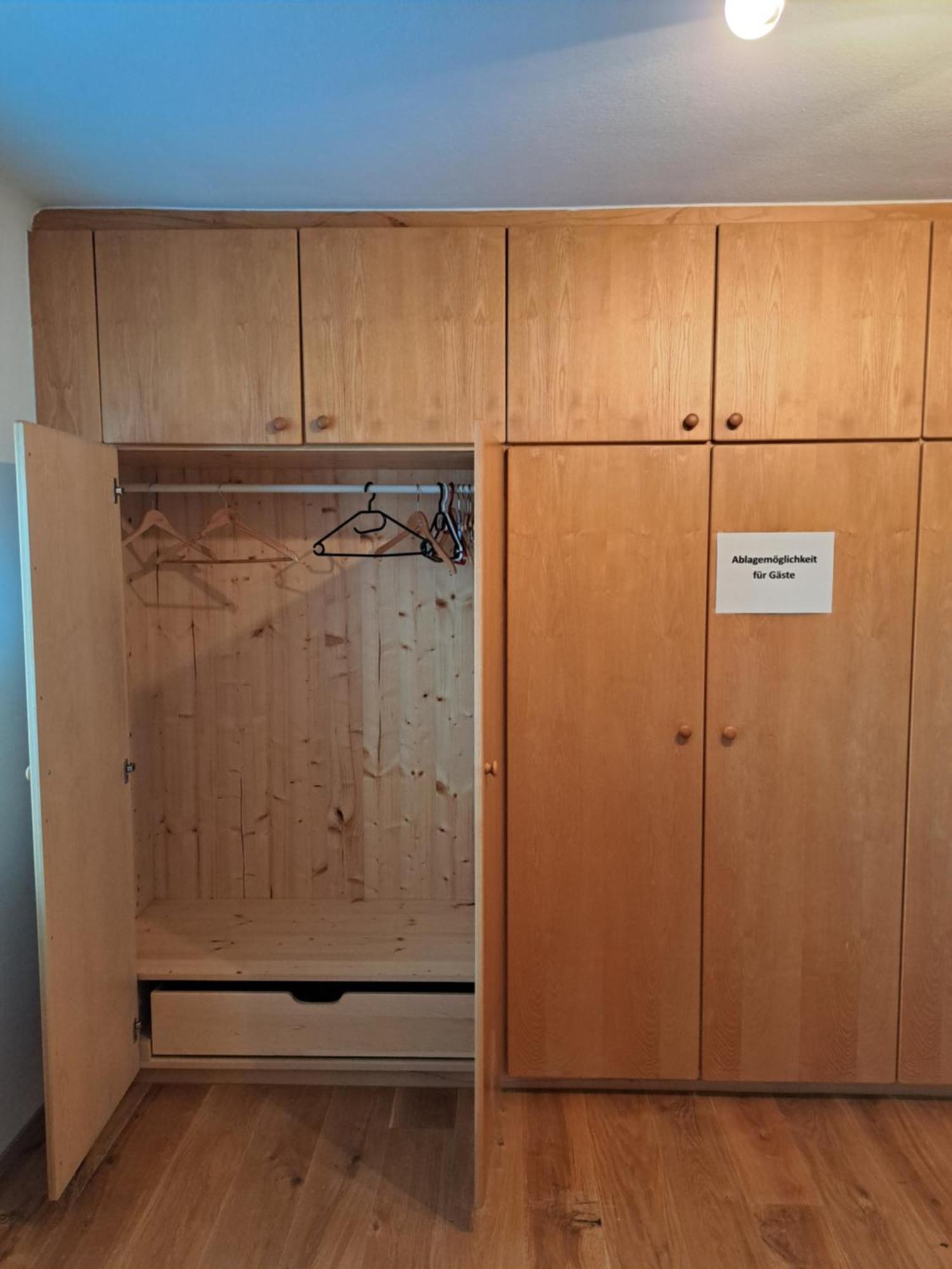 Gesa'S & Tom'S Stadtappartement Saalfelden Ngoại thất bức ảnh