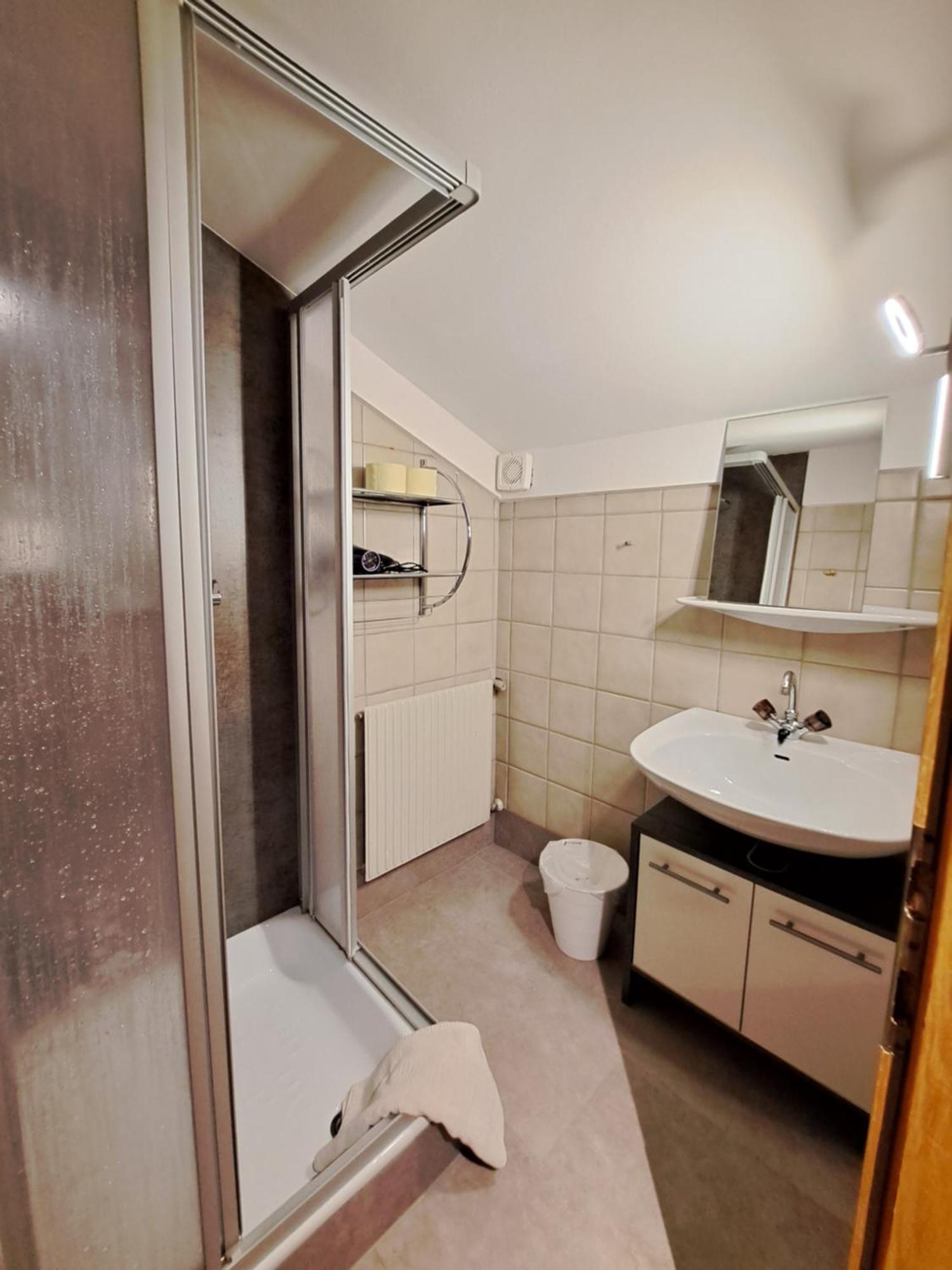 Gesa'S & Tom'S Stadtappartement Saalfelden Ngoại thất bức ảnh