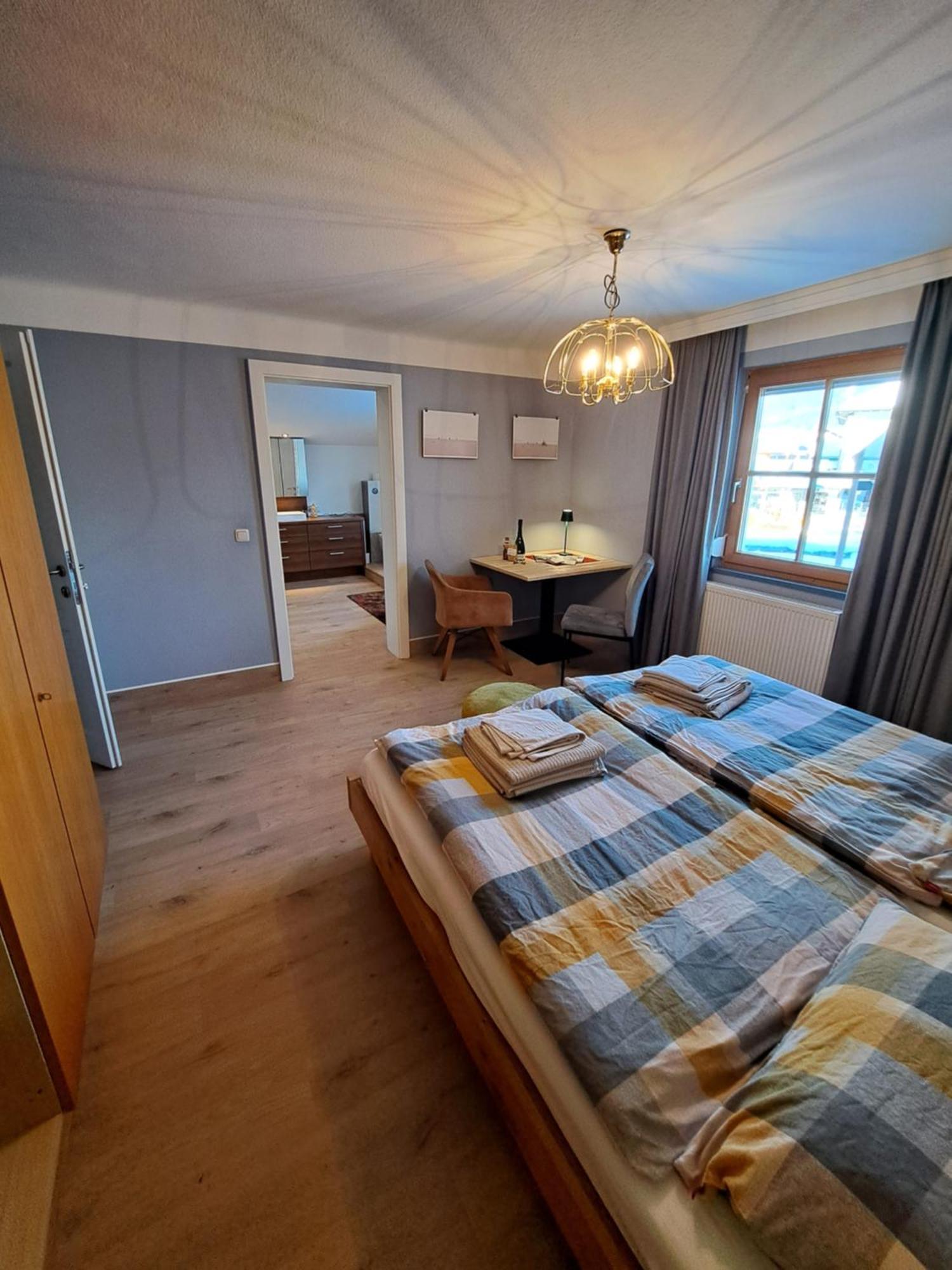 Gesa'S & Tom'S Stadtappartement Saalfelden Ngoại thất bức ảnh